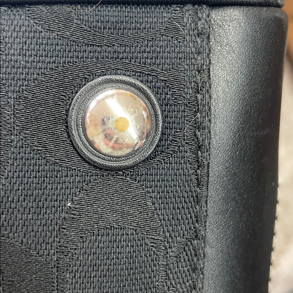 Vintage Coach ‘Hamptons’ Signature Small Satchel - Picture 7 of 16